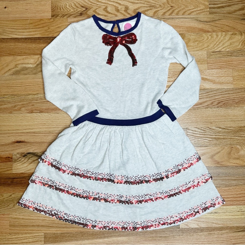 EUC MINI BODEN size 5/6 Sequin embellished Tiered Holiday Bow Dress